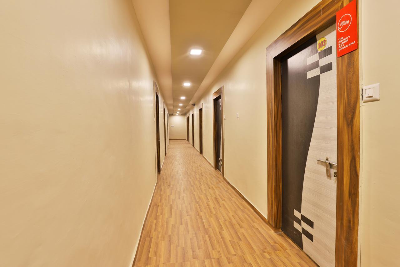 Oyo 11427 Hotel Kalyan Ahmedabad Exterior foto
